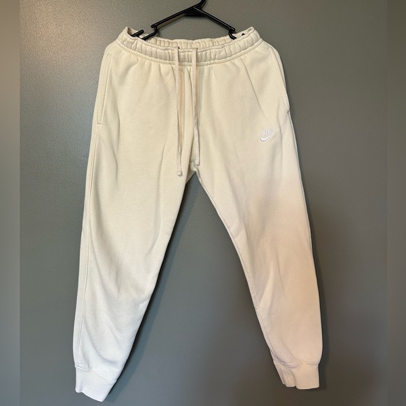 Nike pale yellow joggers size small - Picture 1 of 4